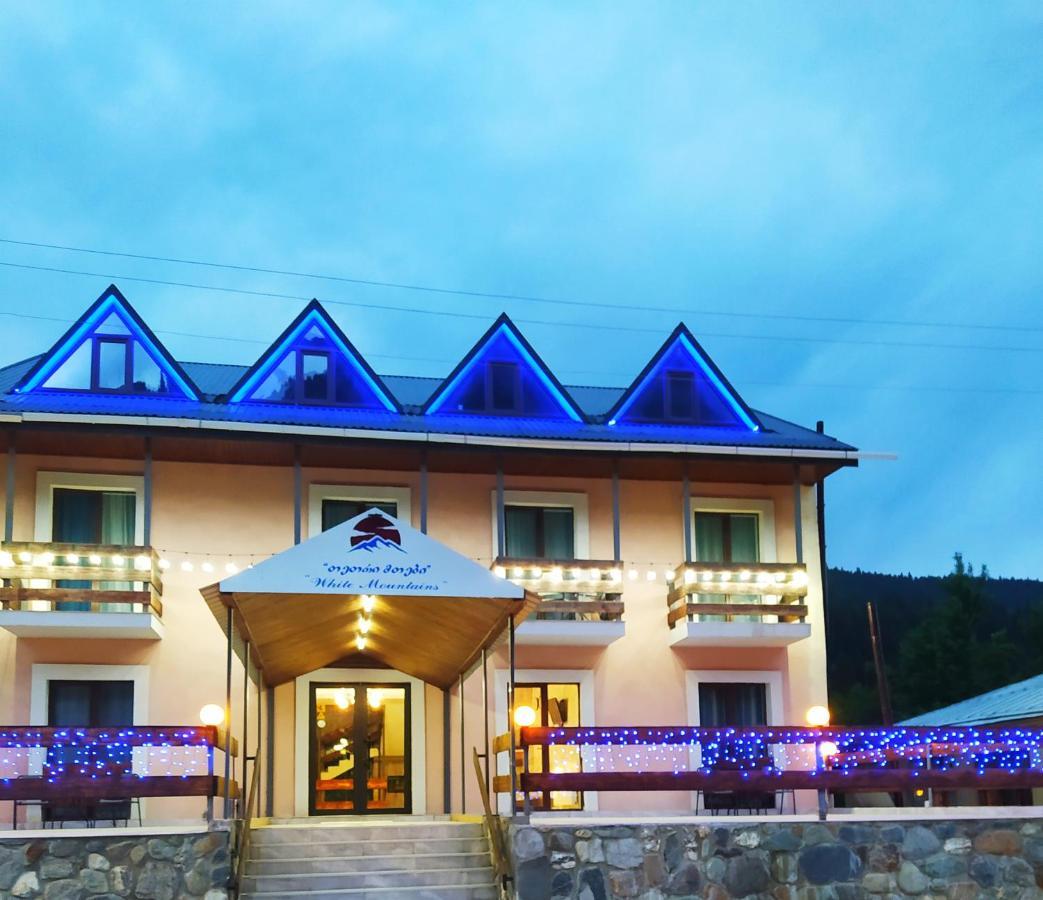Hotel White Mountains • Თეთრი Მთები Mestia Buitenkant foto