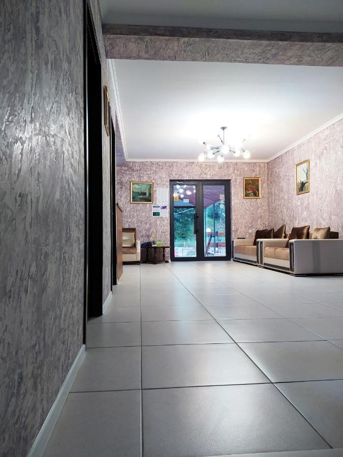 Hotel White Mountains • Თეთრი Მთები Mestia Buitenkant foto