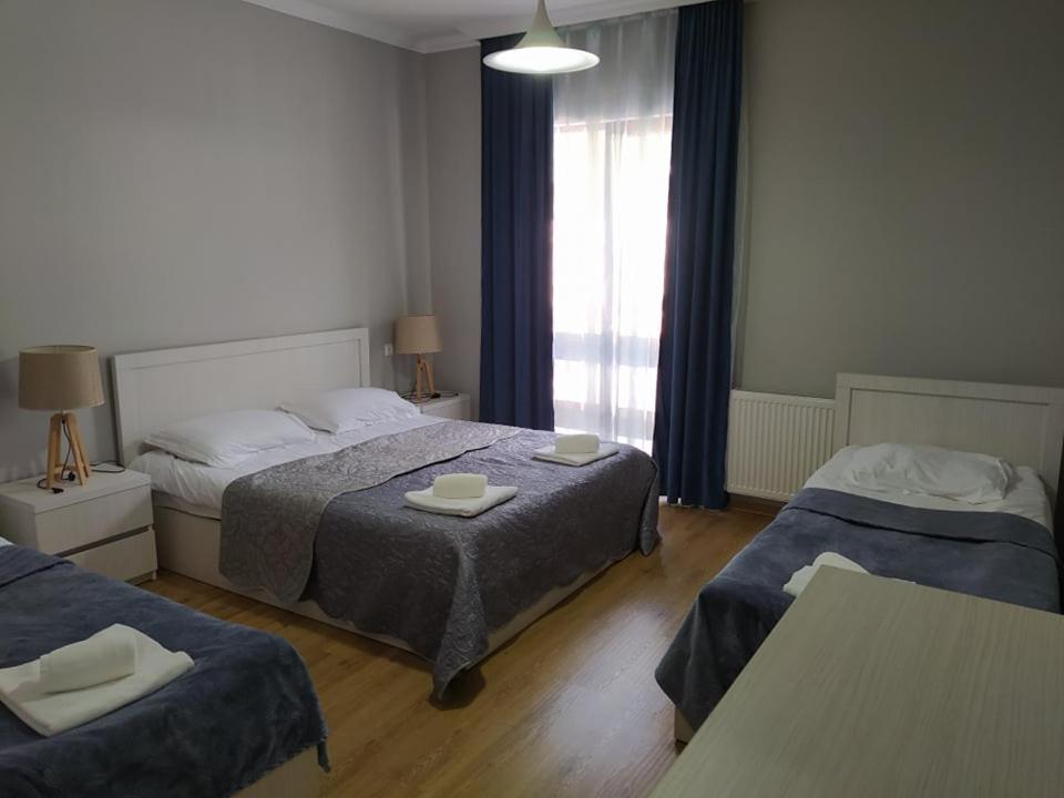 Hotel White Mountains • Თეთრი Მთები Mestia Buitenkant foto