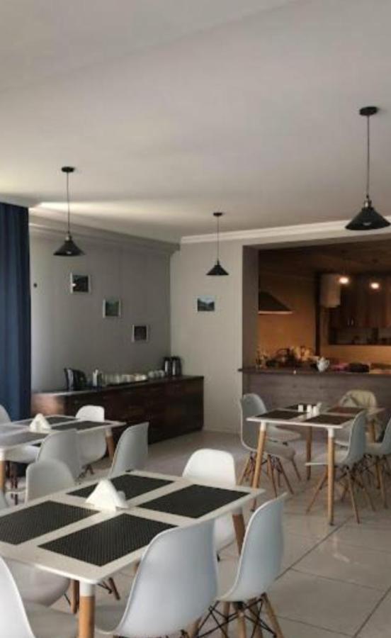Hotel White Mountains • Თეთრი Მთები Mestia Buitenkant foto